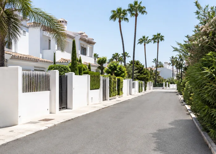 Nieruchomości Orihuela Costa - okolica Nieruchomości Orihuela Costa - spokojna okolica